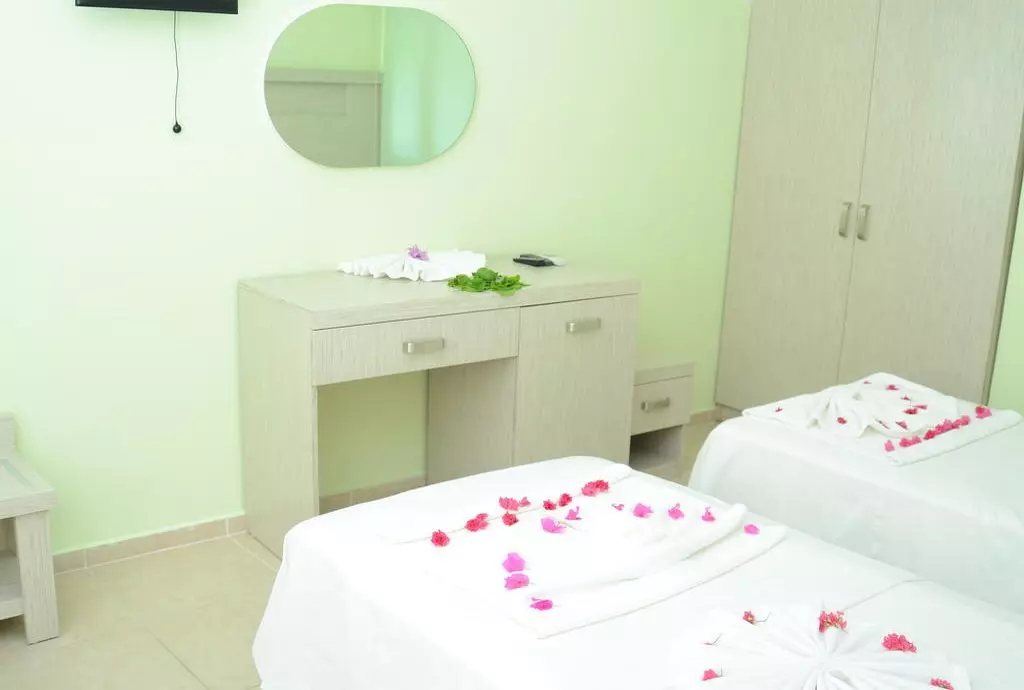 hotel parus antalya_shabavizparvaz_07.jpg
